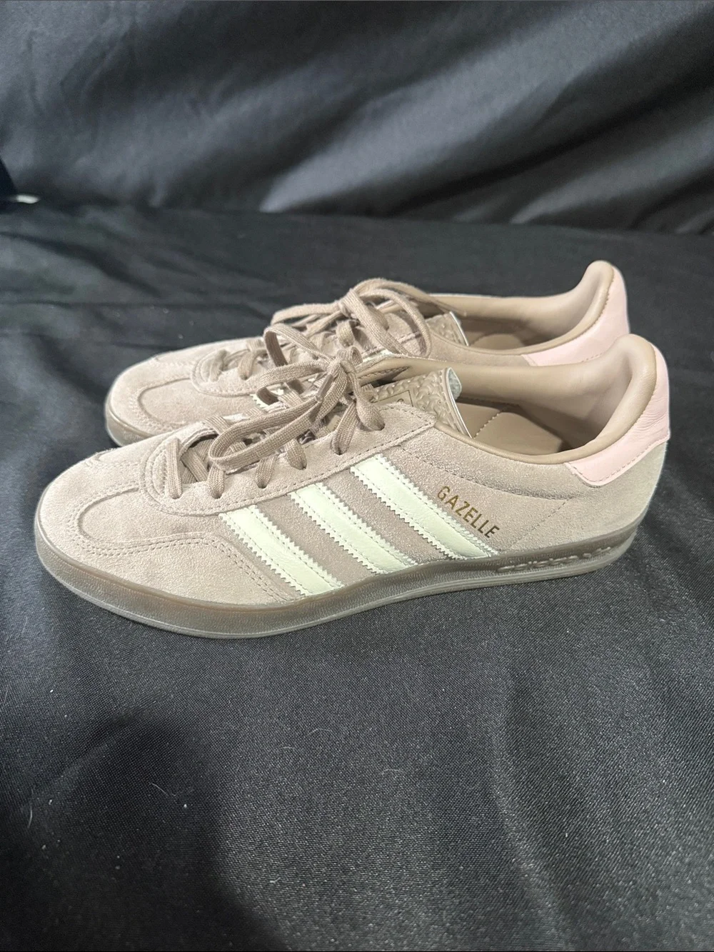 Casual Suede Lace-Up Men's Sneakers in Taupe with White Stripes